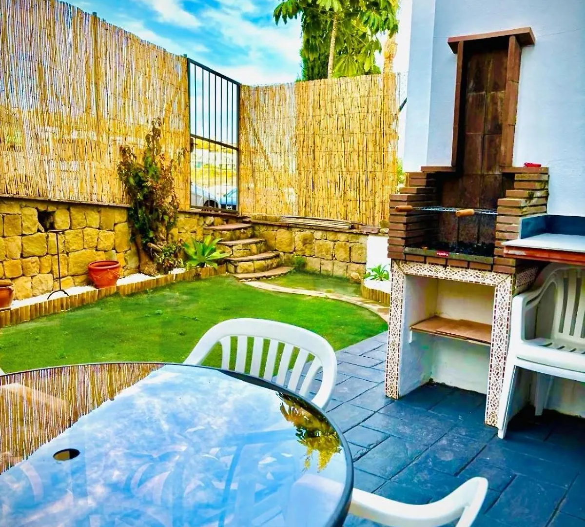 Villa Garden Hill House Sitio de Calahonda 0*,  España